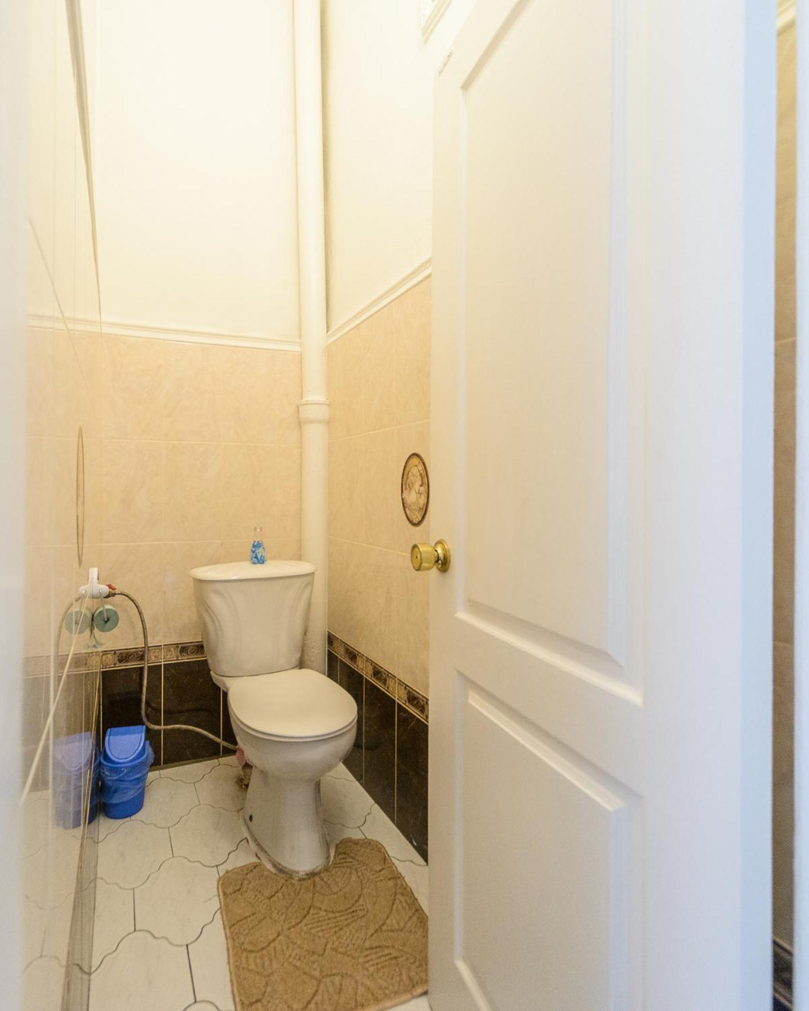 Apartment Near Arena City Kiev Exteriör bild